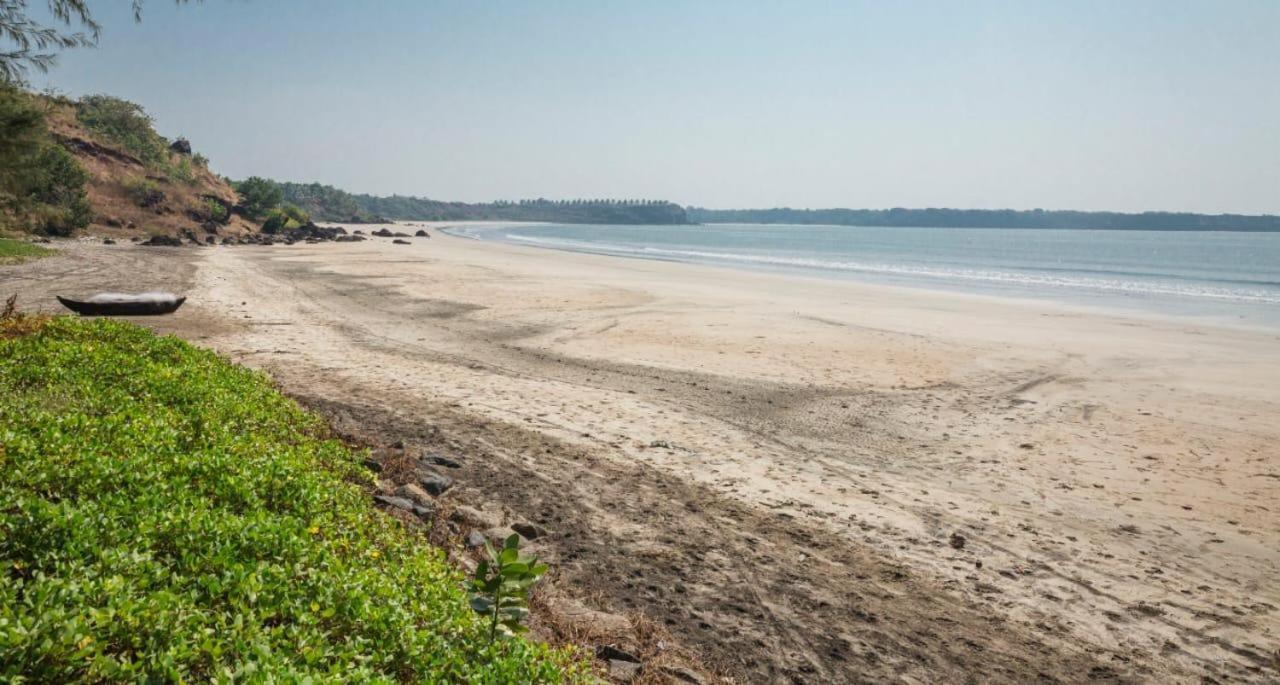Saminder Beach House Jaitapur Exterior photo