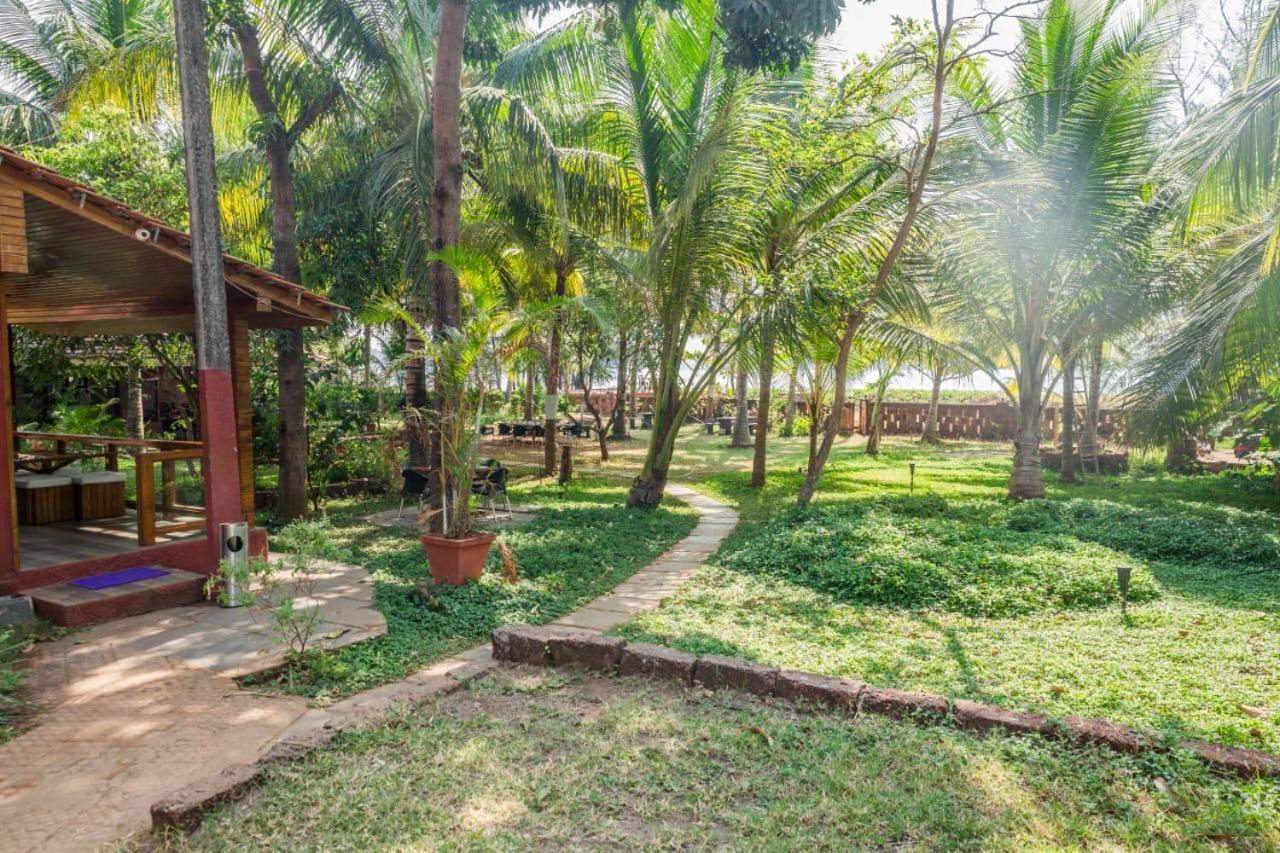 Saminder Beach House Jaitapur Exterior photo